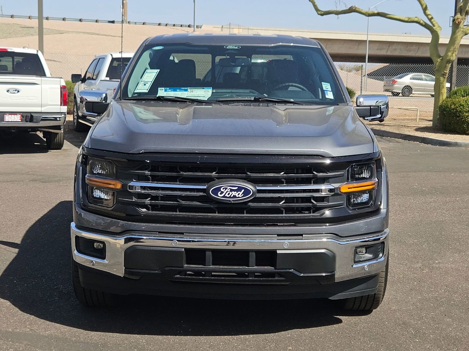 2025 Ford F-150 XLT photo 2