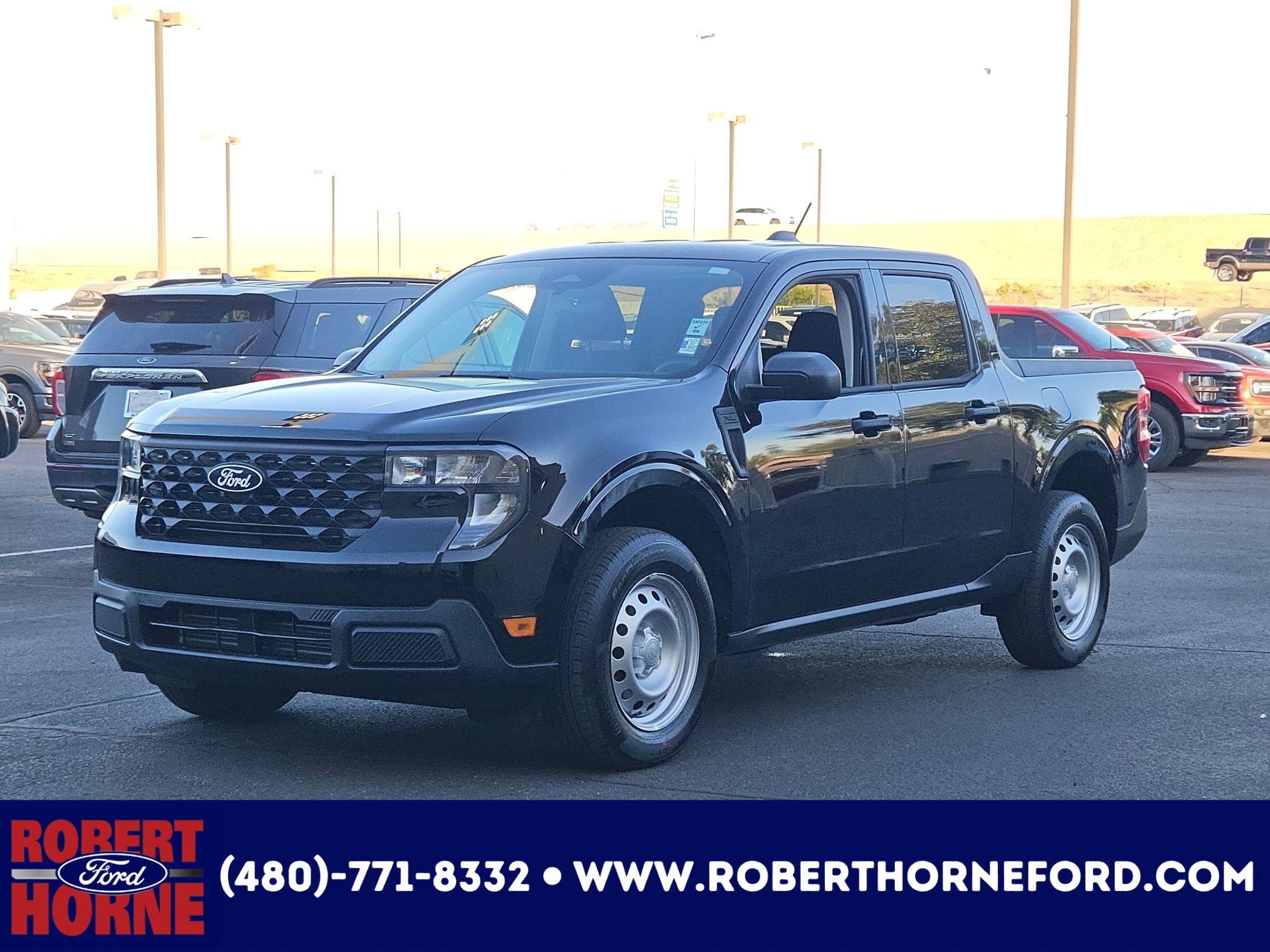 2025 Ford Maverick XL's photo