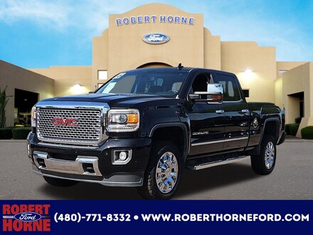 2016 GMC Sierra 2500HD Denali Truck Crew Cab