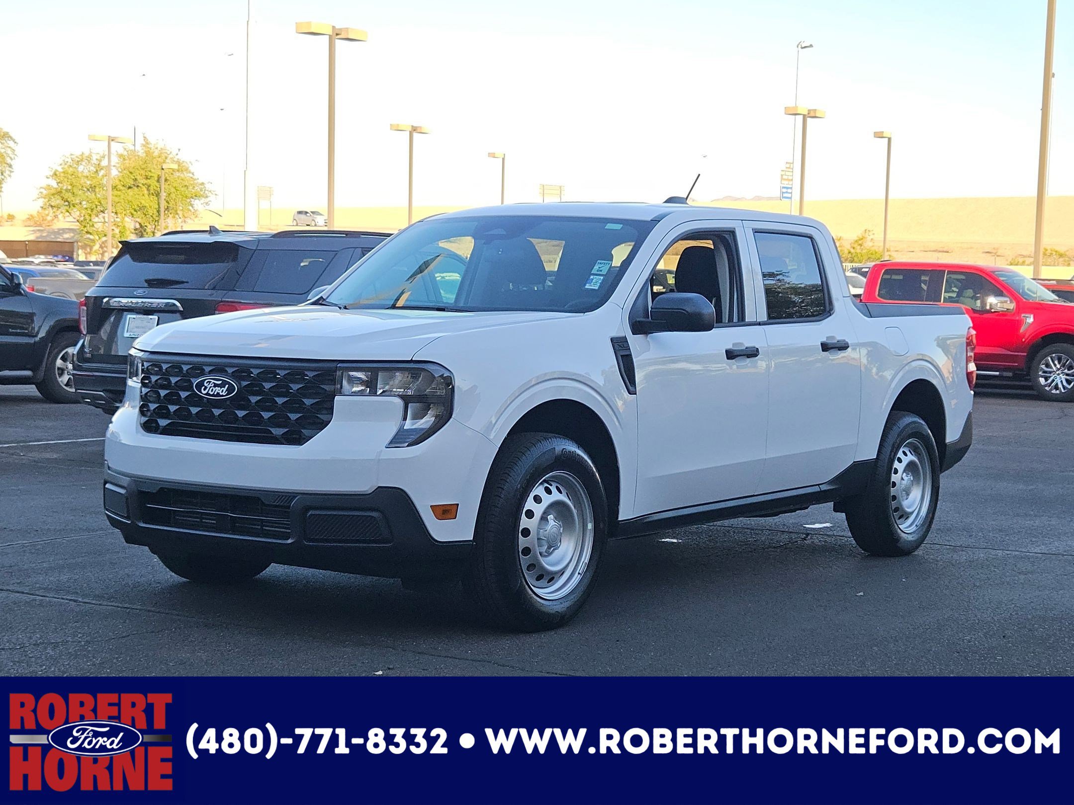 2025 Ford Maverick XL's photo