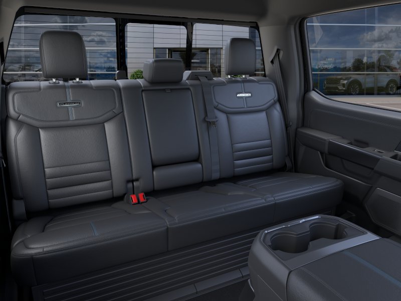 2025 Ford F-350 Super Duty Platinum - Photo 11