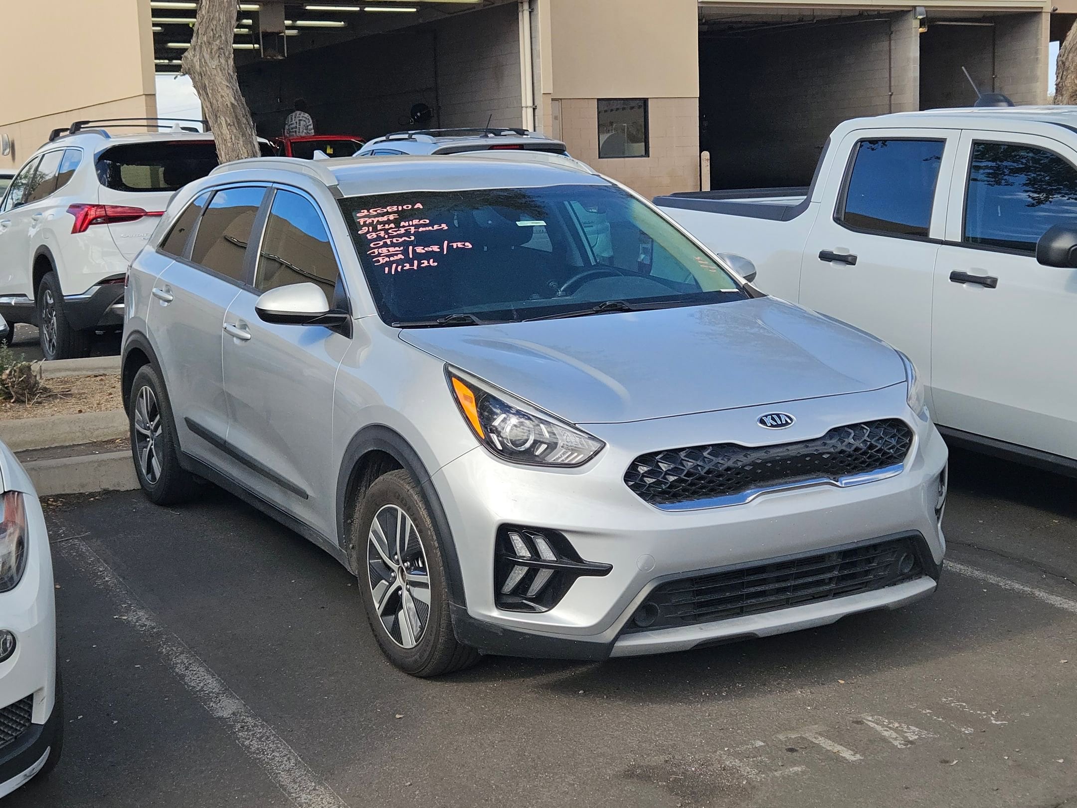Used 2021 Kia Niro LXS with VIN KNDCB3LC5M5471925 for sale in Apache Junction, AZ