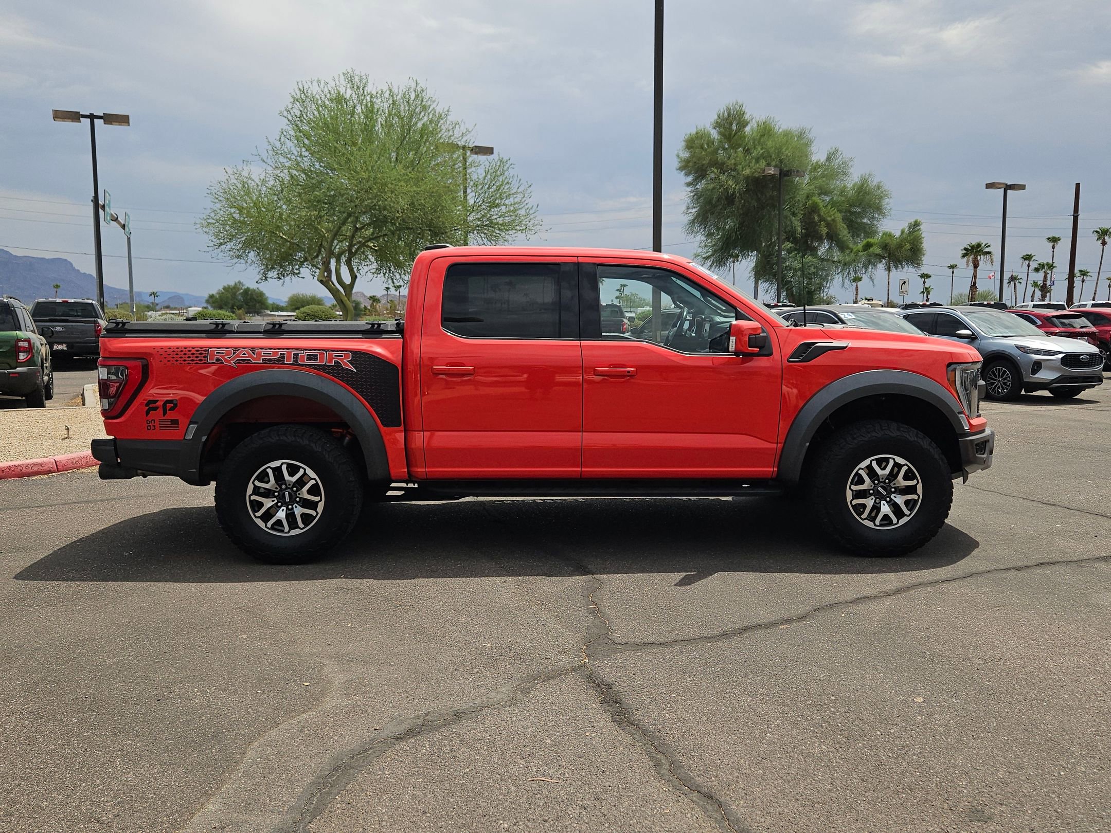 2022 Ford F-150 Raptor photo 4