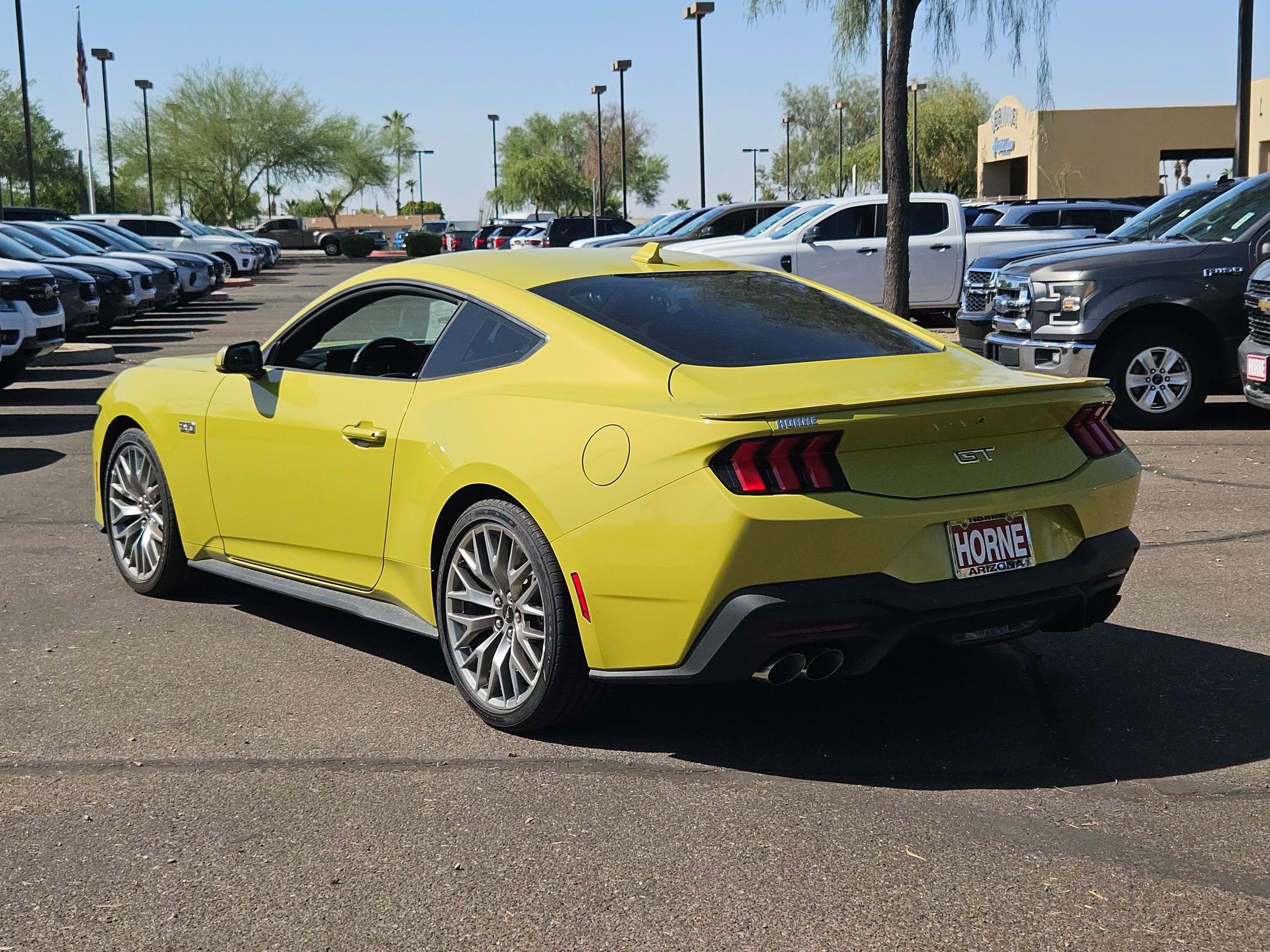 2025 Ford Mustang GT Premium photo 4