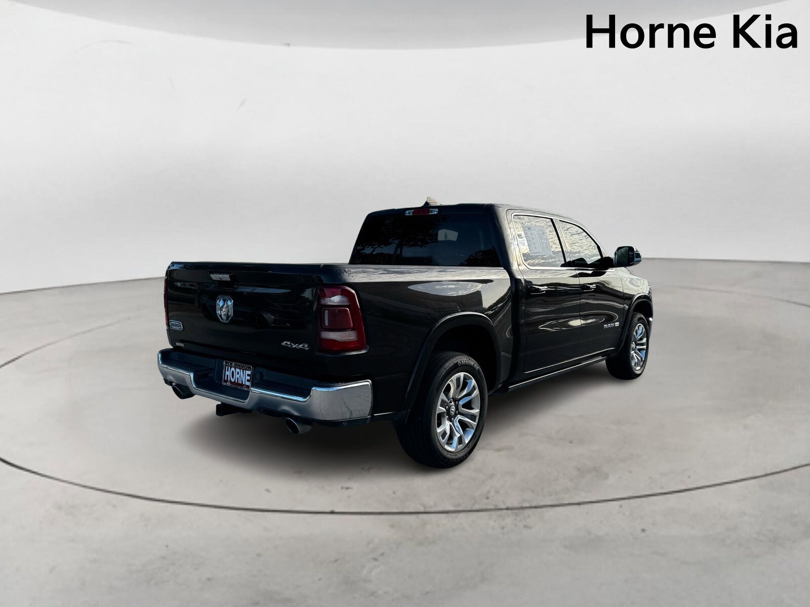 2019 Ram 1500 Longhorn photo 3