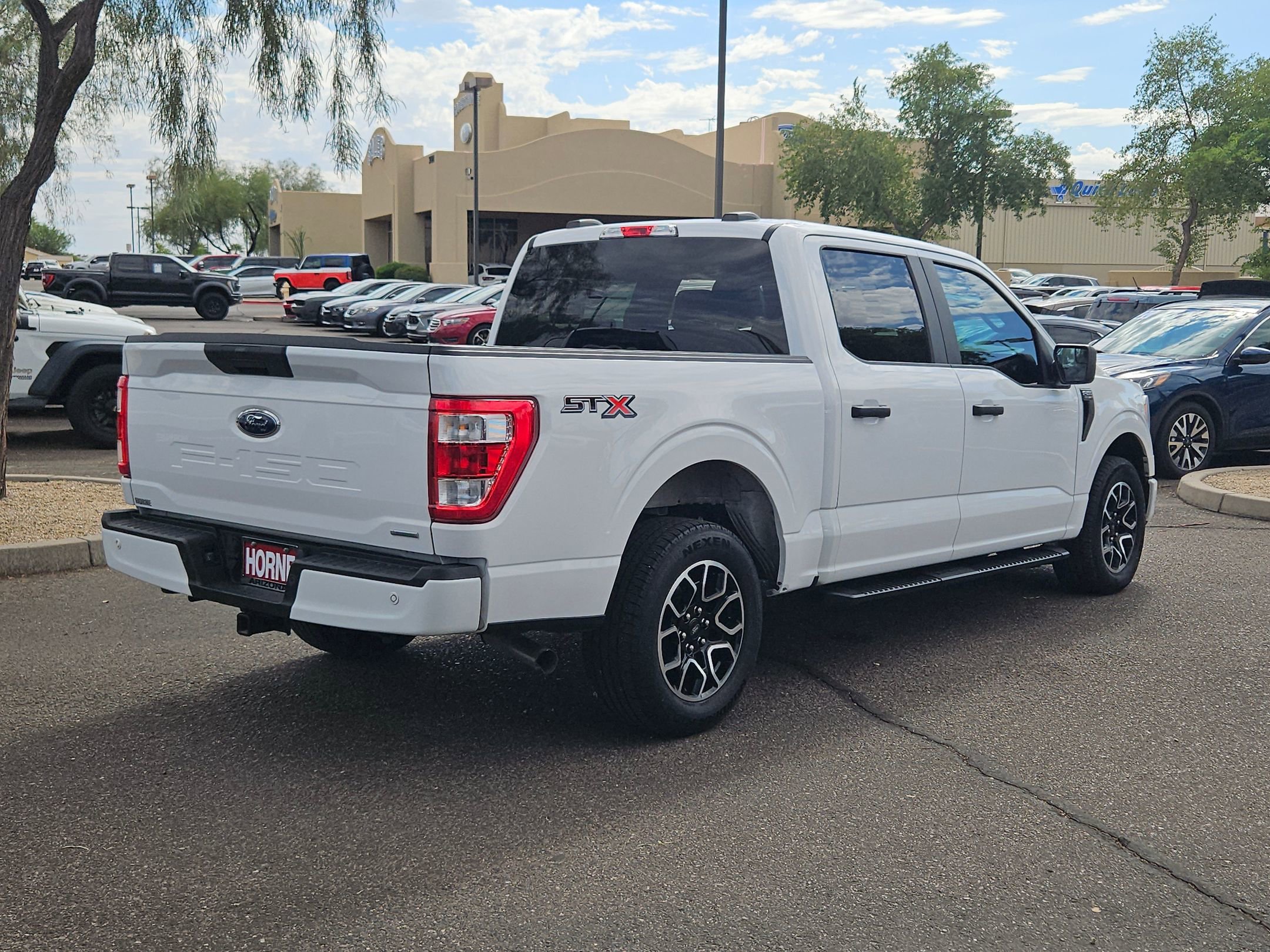2022 Ford F-150 XL photo 3