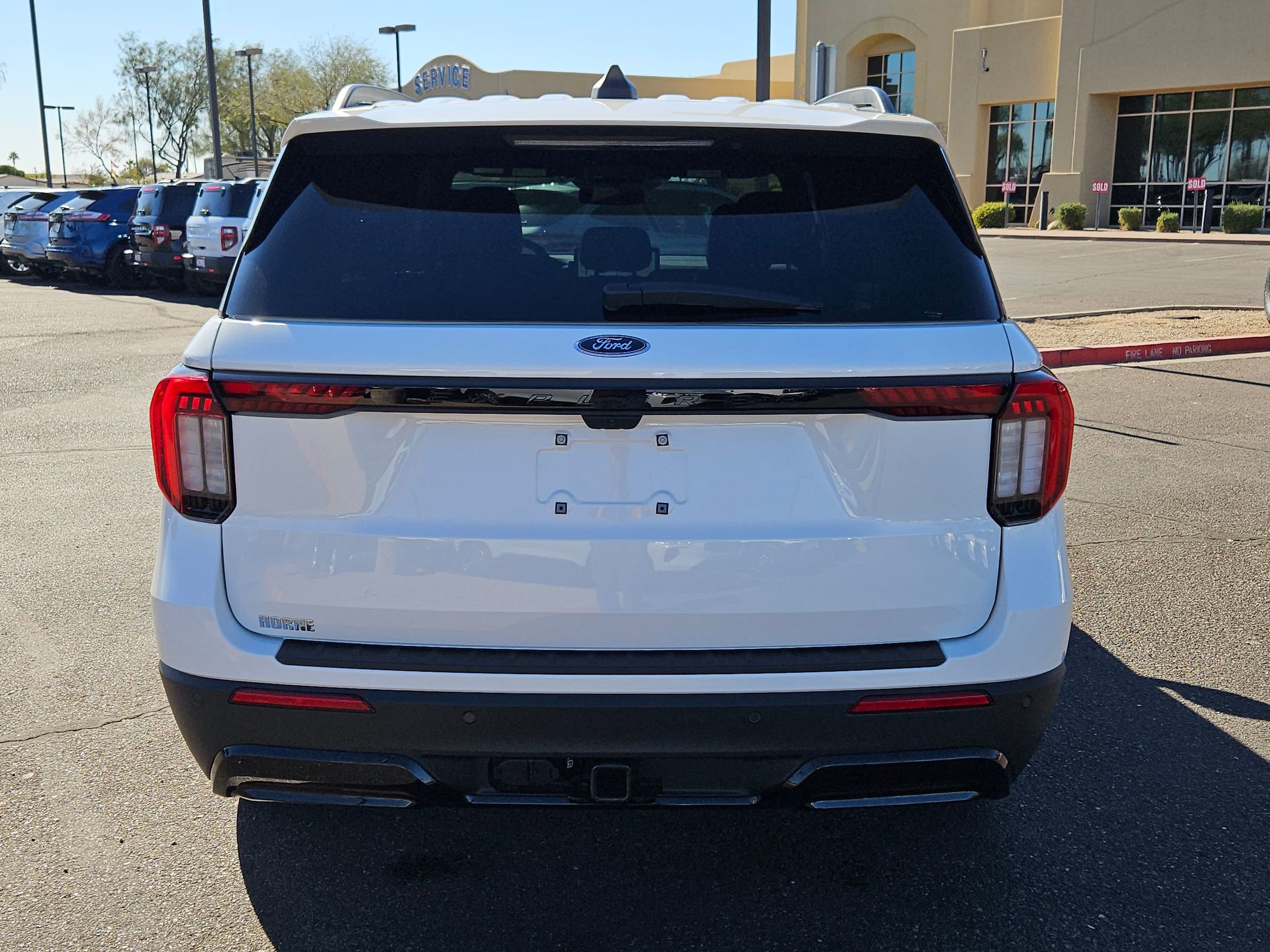 2025 Ford Explorer ST-Line photo 3