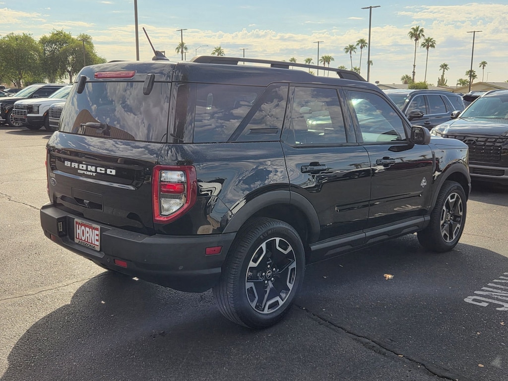 2021 Ford Bronco Sport Outer Banks photo 3
