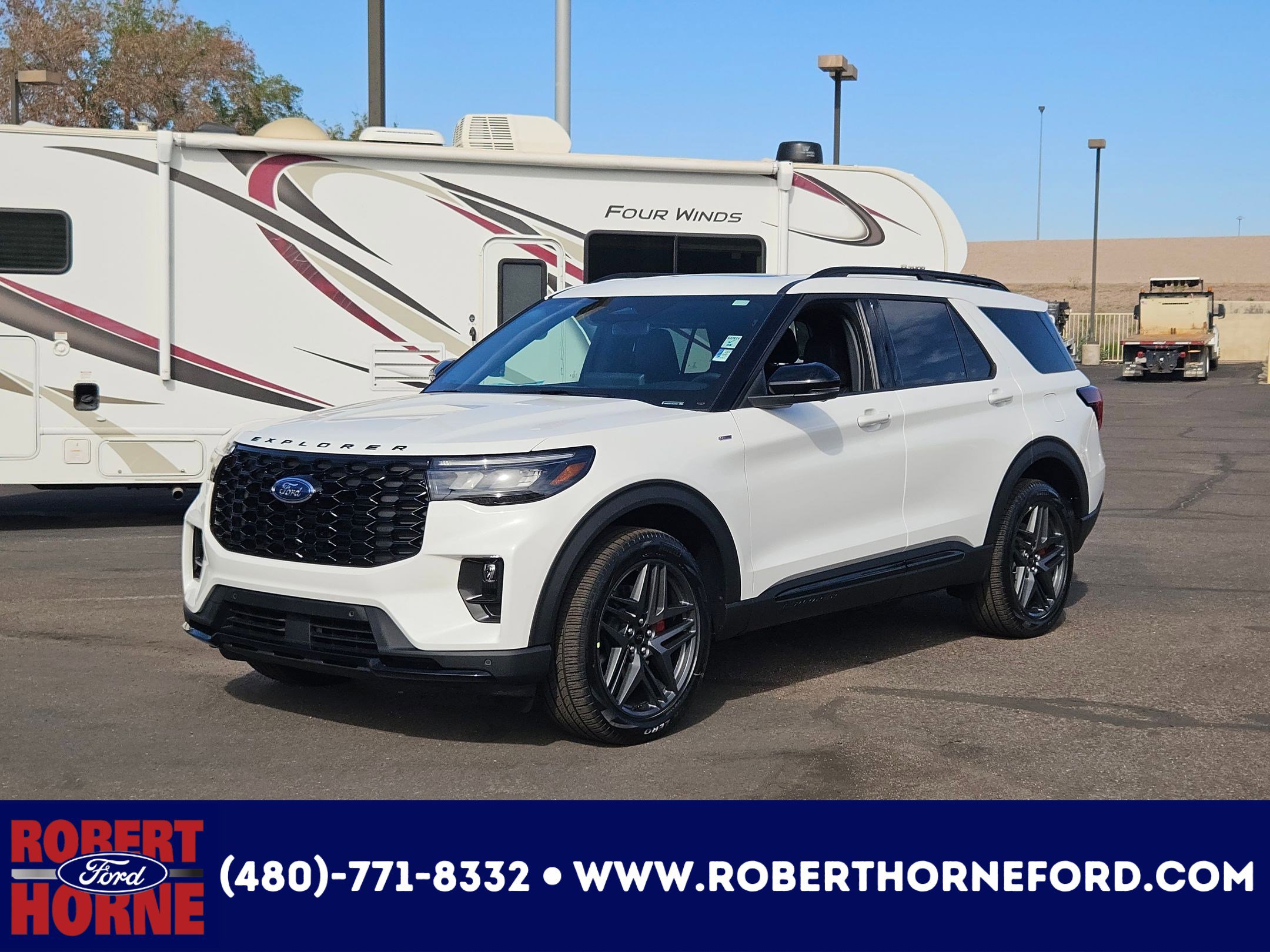 2026 Ford Explorer ST-LINE's photo