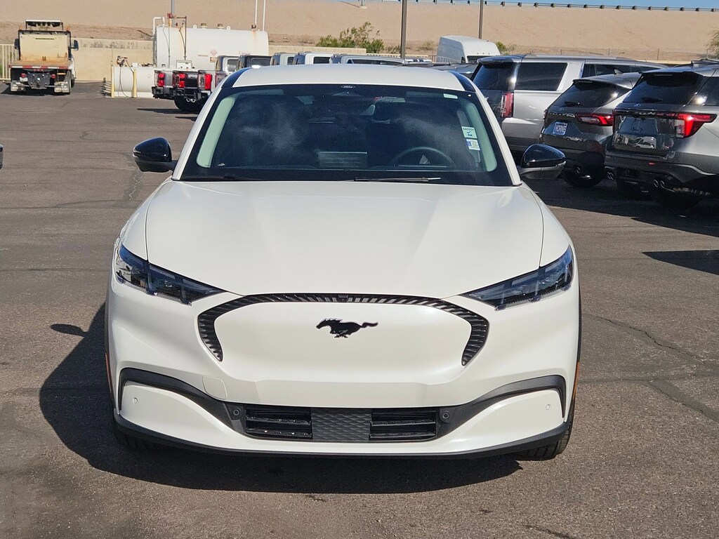 2025 Ford Mustang Mach-E Select photo 2