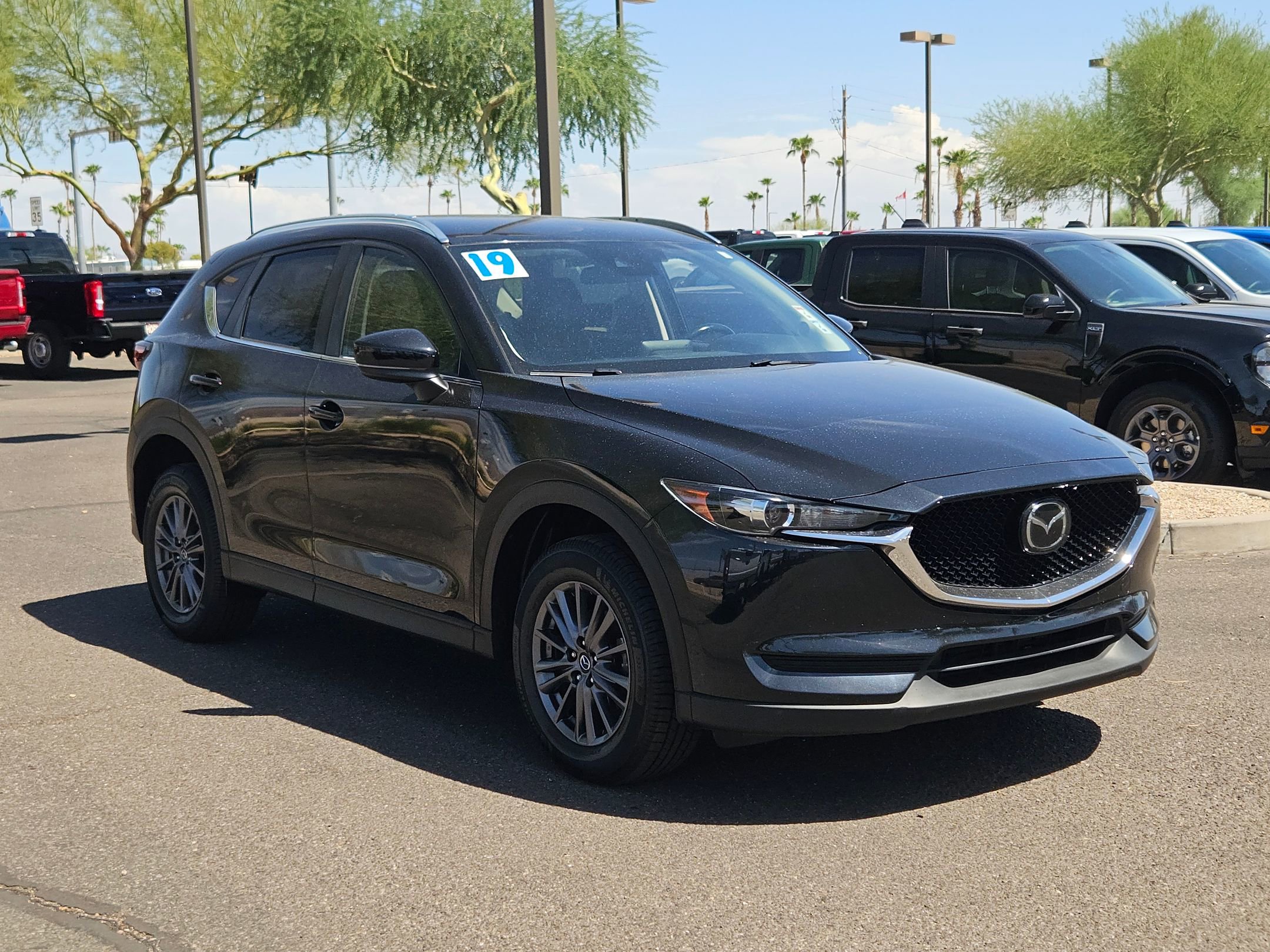 2019 Mazda CX-5 Touring photo 2