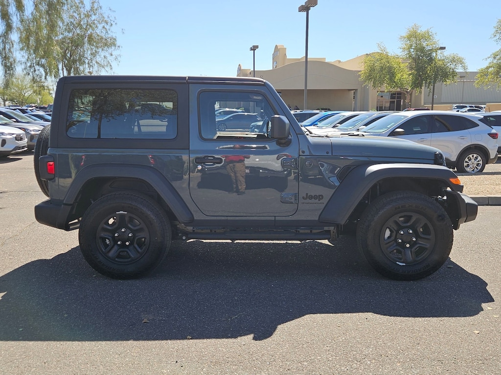 2026 Jeep Wrangler Sport photo 4