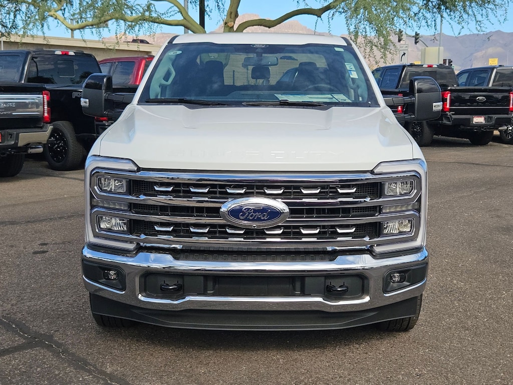 New 2026 Ford F-350 LARIAT Truck Crew Cab