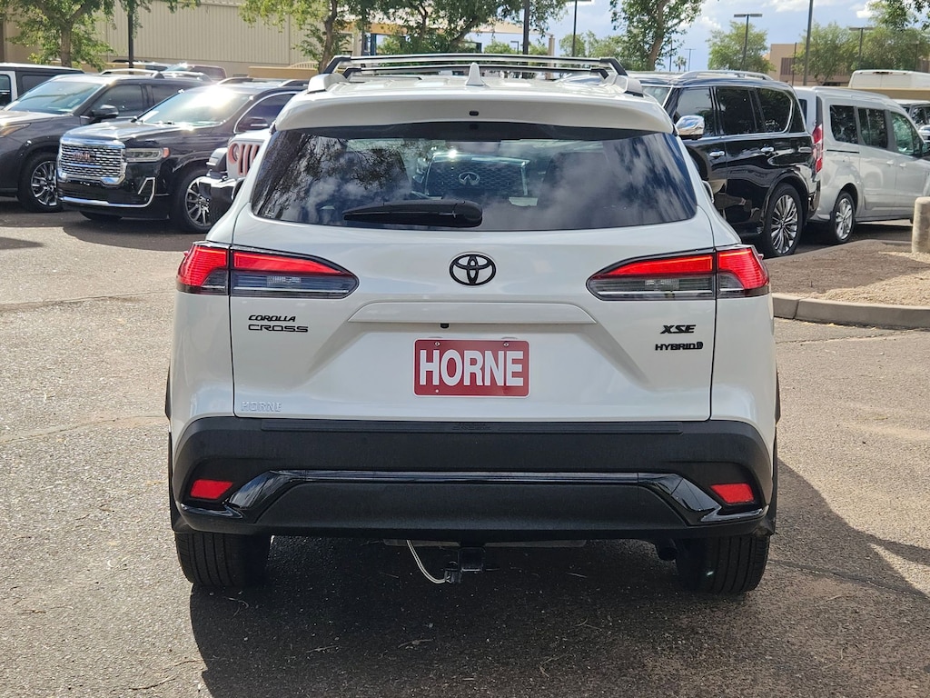 2023 Toyota Corolla Cross Hybrid XSE photo 4