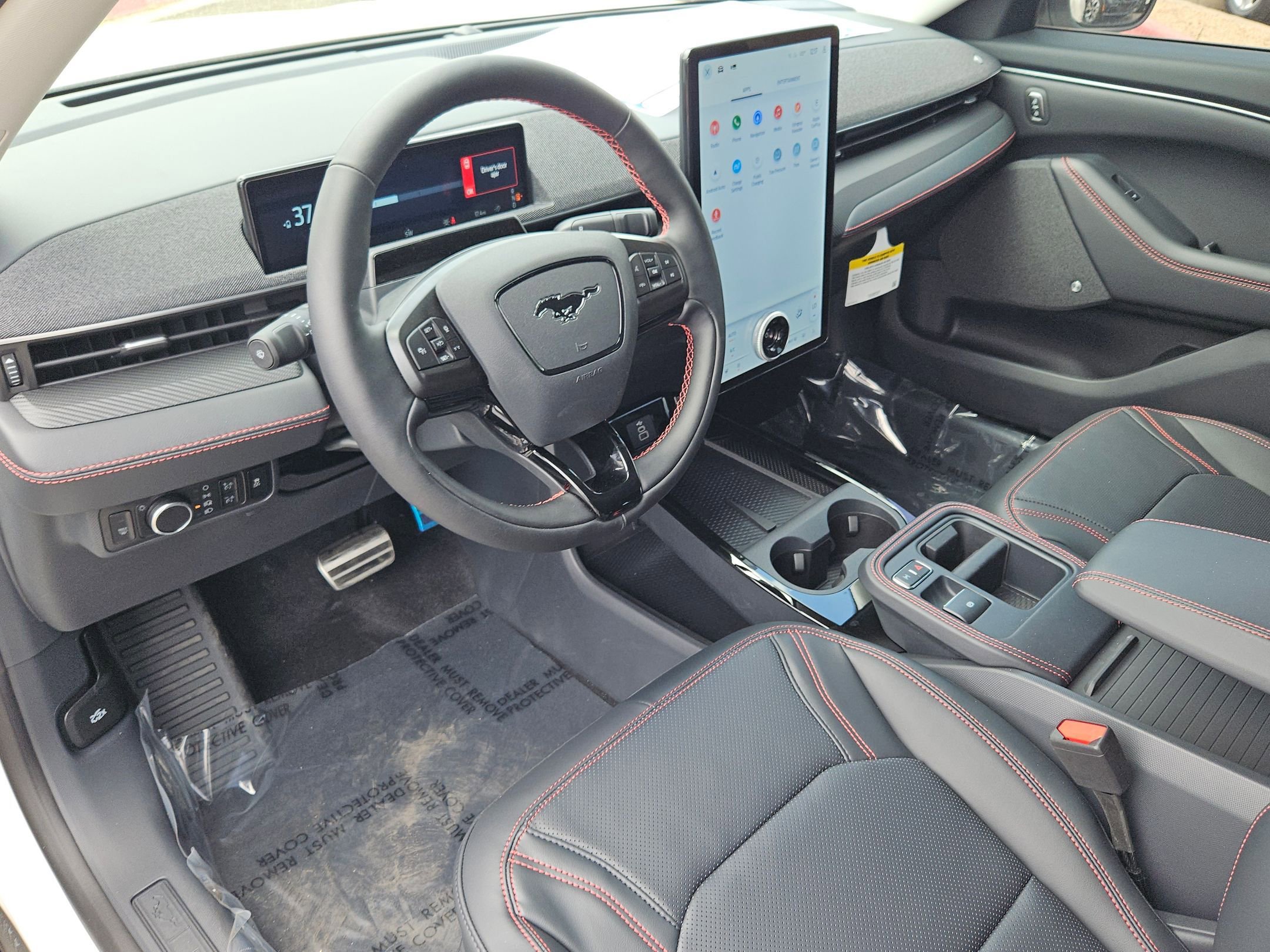 2025 Ford Mustang Mach-E Premium - Photo 8