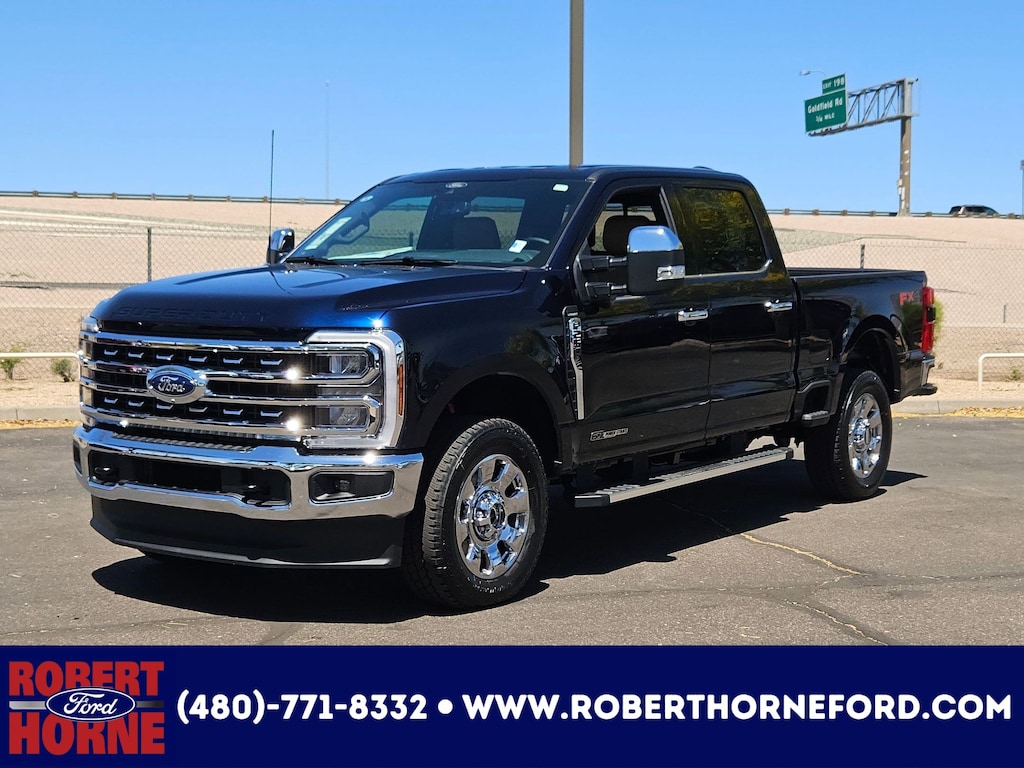 New 2025 Ford F-250 LARIAT Truck Crew Cab