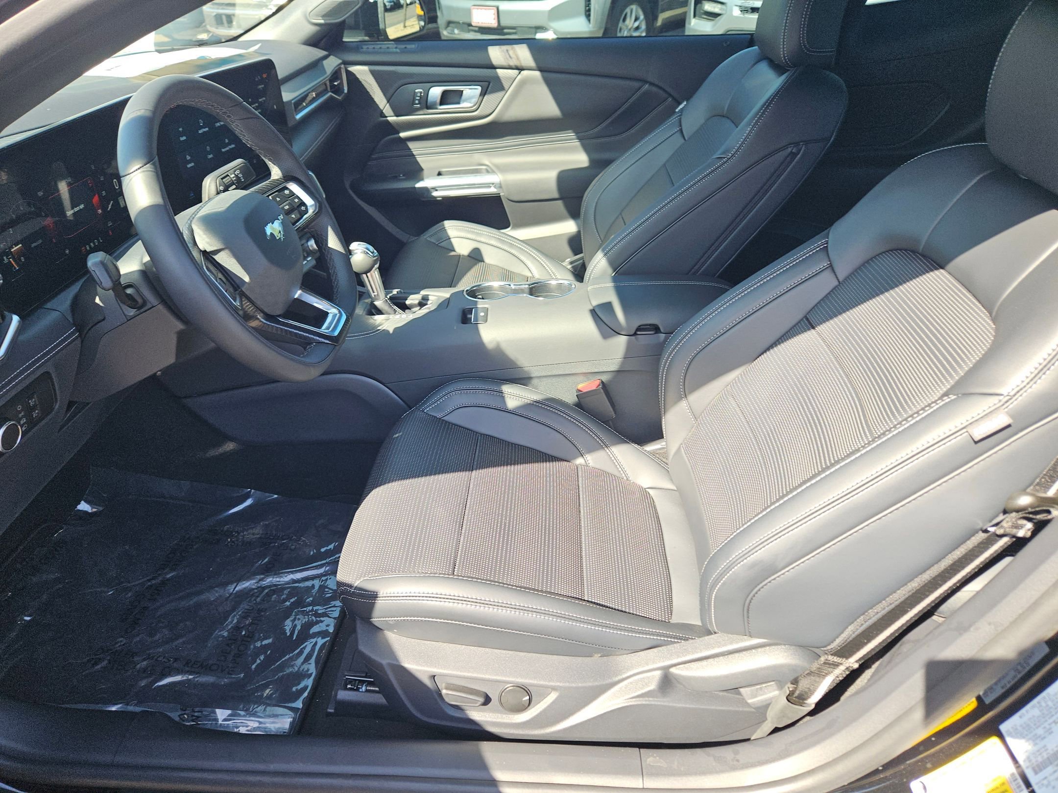 2025 Ford Mustang EcoBoost Premium Fastback - Photo 13