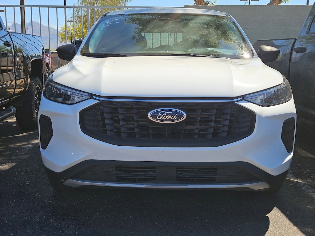 2024 Ford Escape Active photo 2