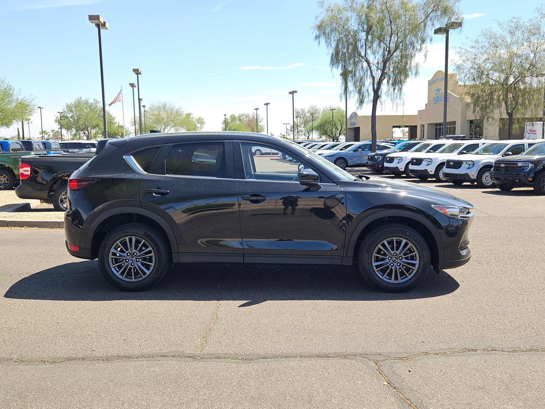 2019 Mazda CX-5 Touring photo 3