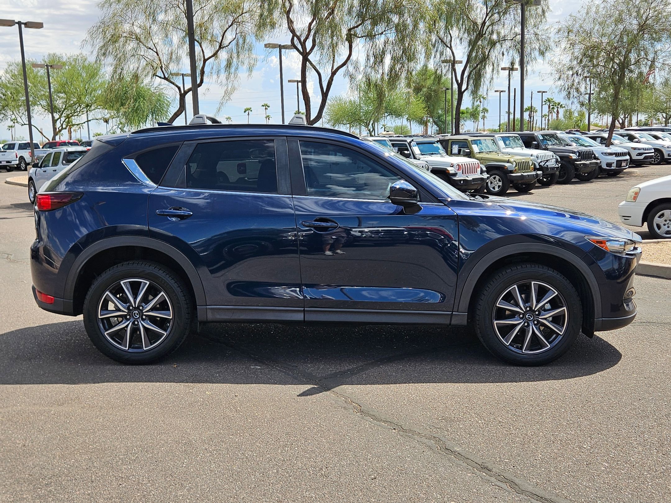 2018 Mazda CX-5 Touring photo 4