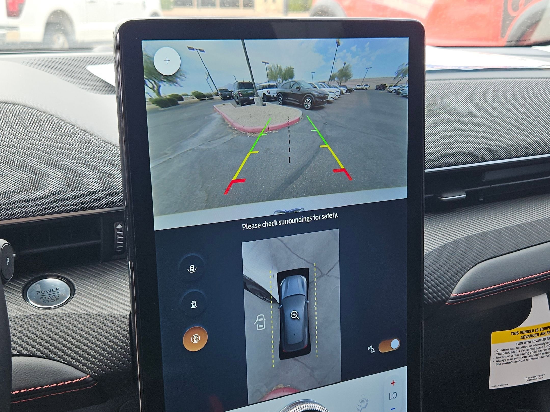 2025 Ford Mustang Mach-E Premium - Photo 13