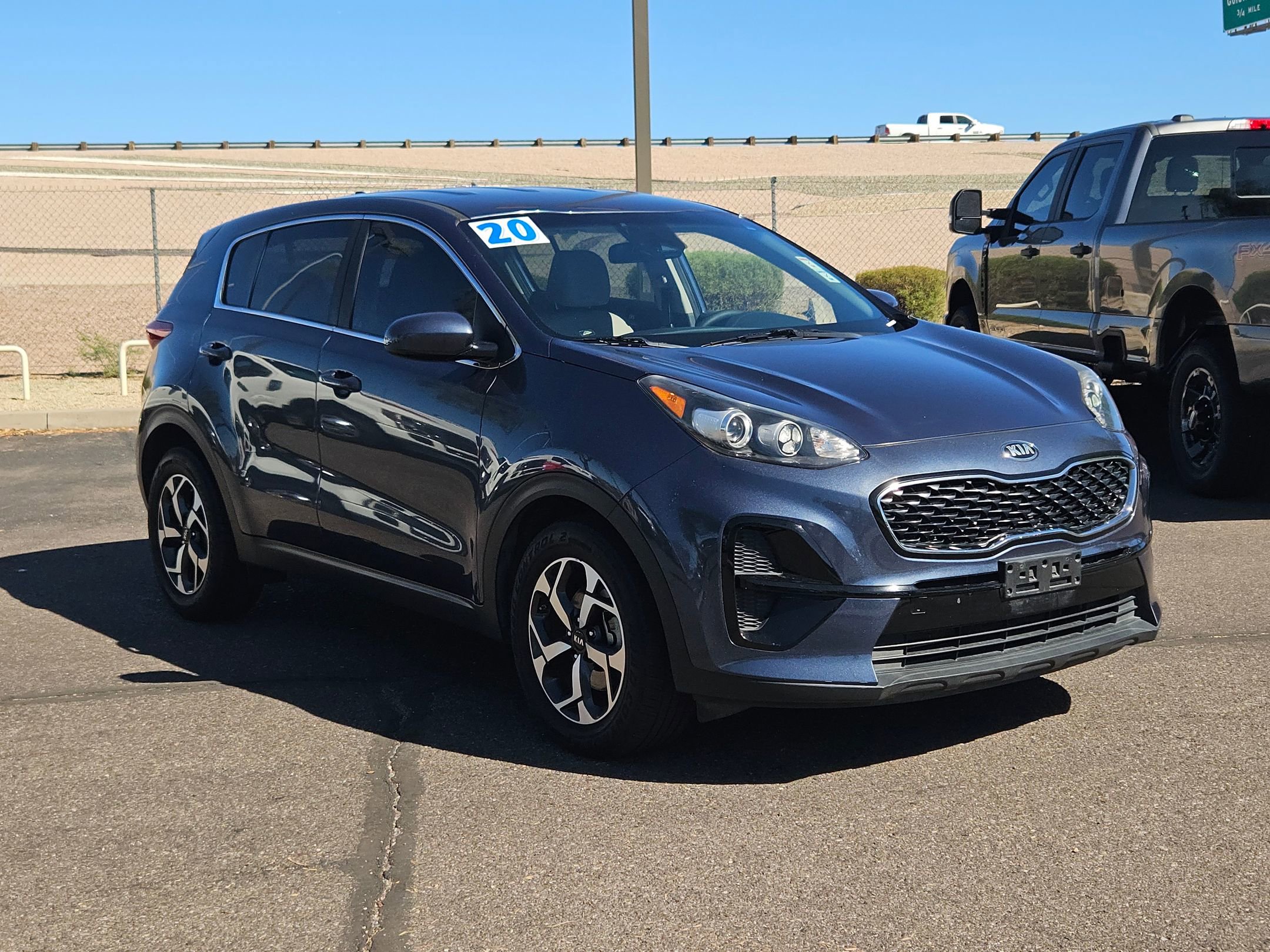 2020 Kia Sportage LX photo 3