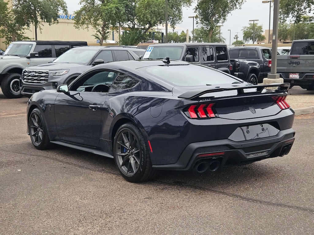 2026 Ford Mustang Dark Horse Premium photo 4