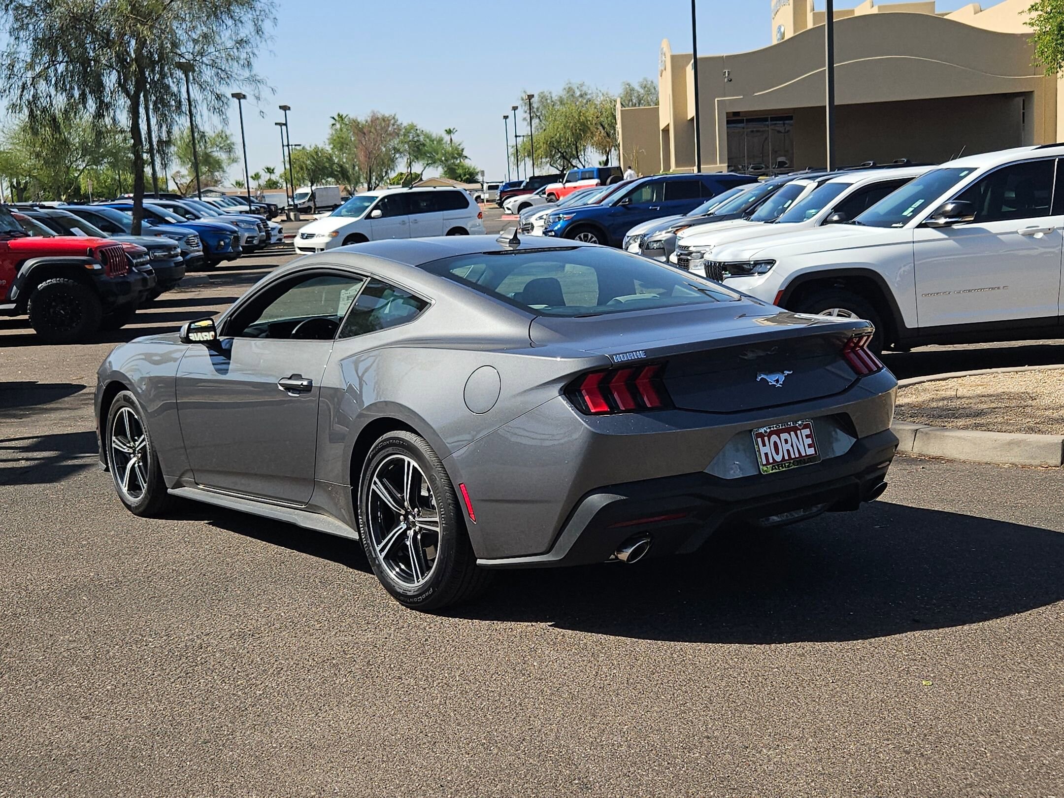 2025 Ford Mustang EcoBoost photo 4