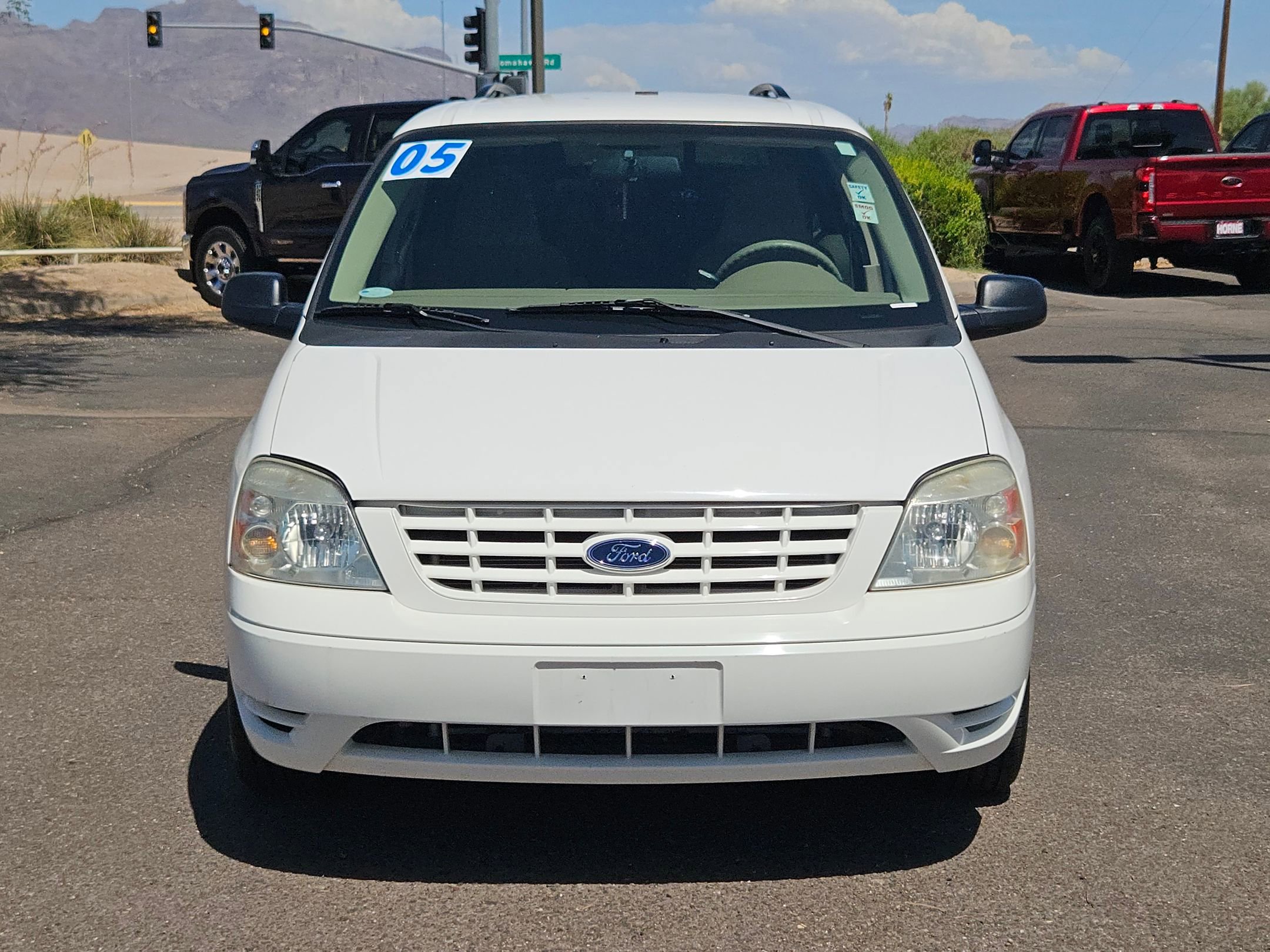 2005 Ford Freestar SE photo 2