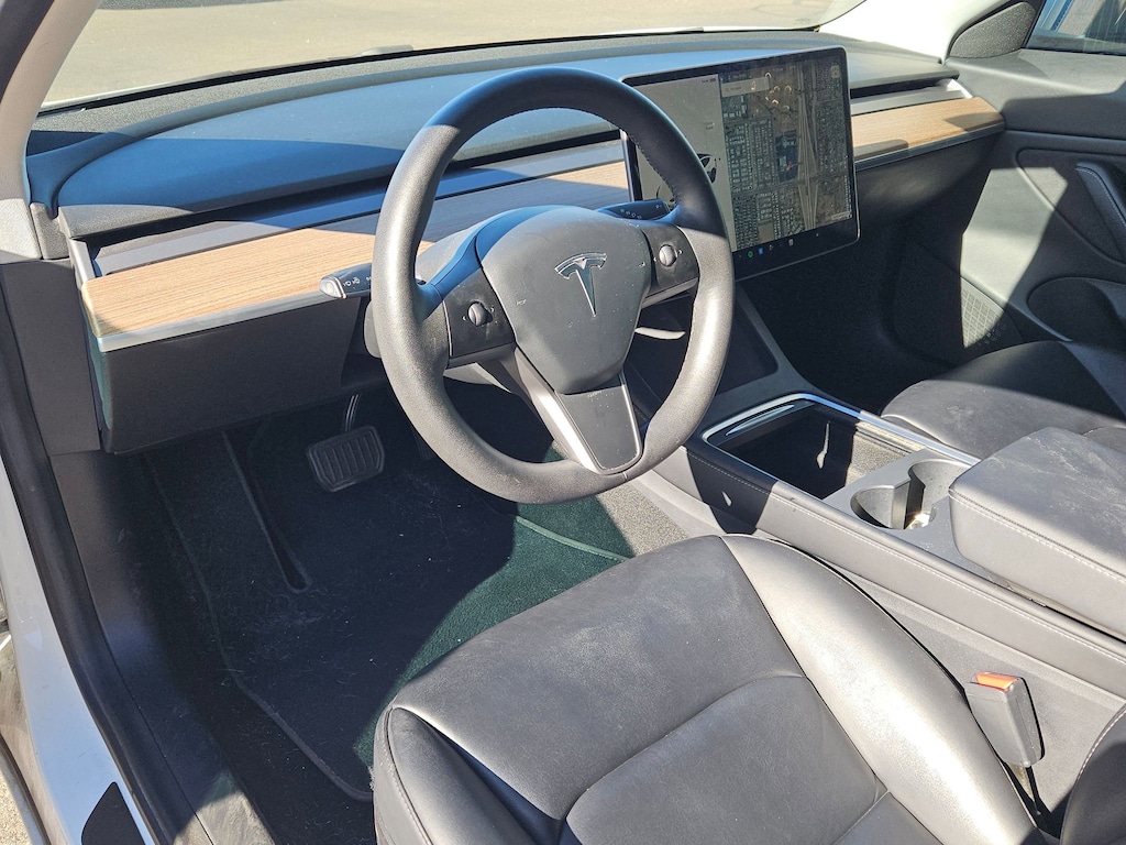 2021 Tesla Model 3 Long Range photo 3