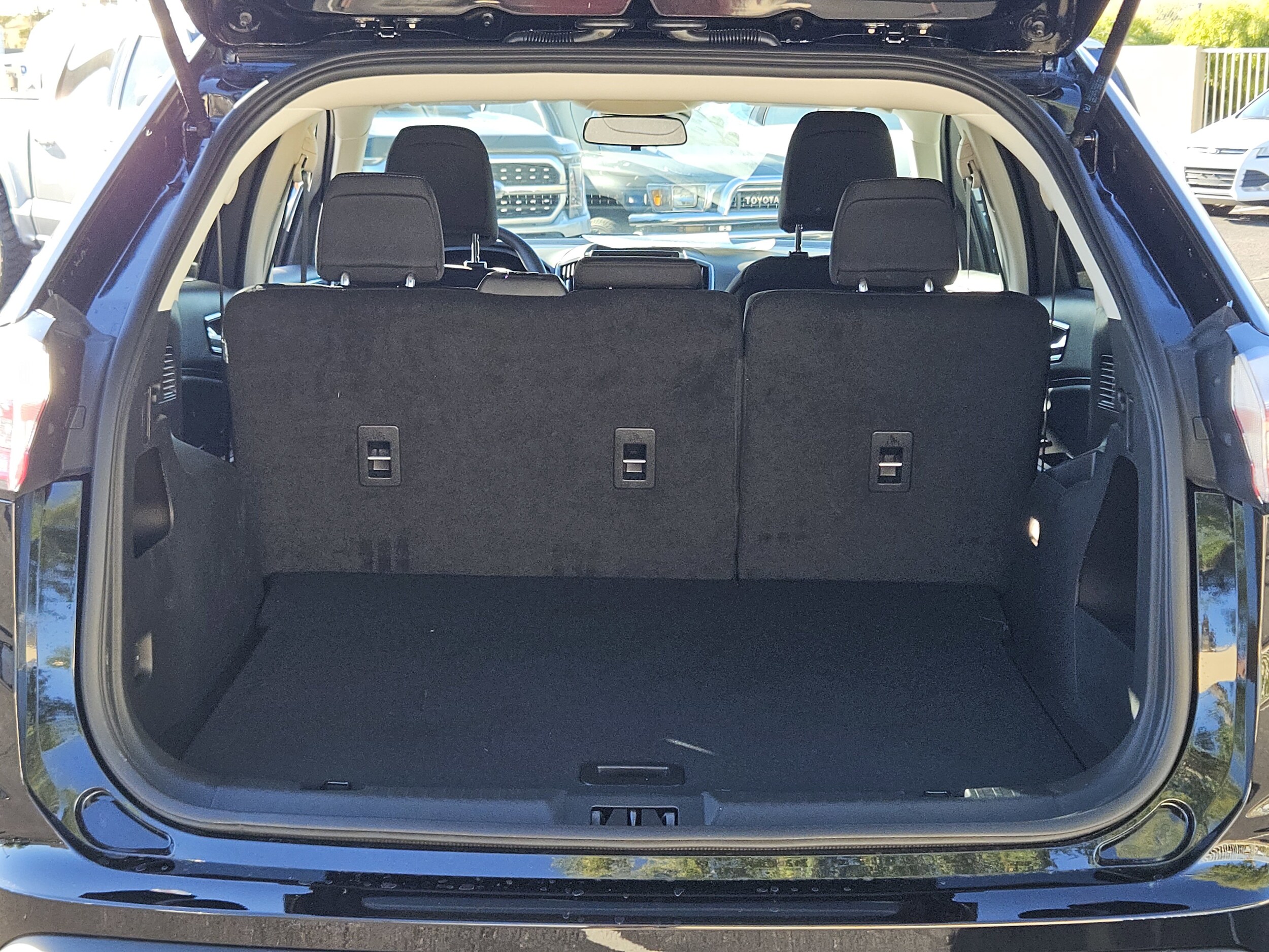 2024 Ford Edge SE photo 4