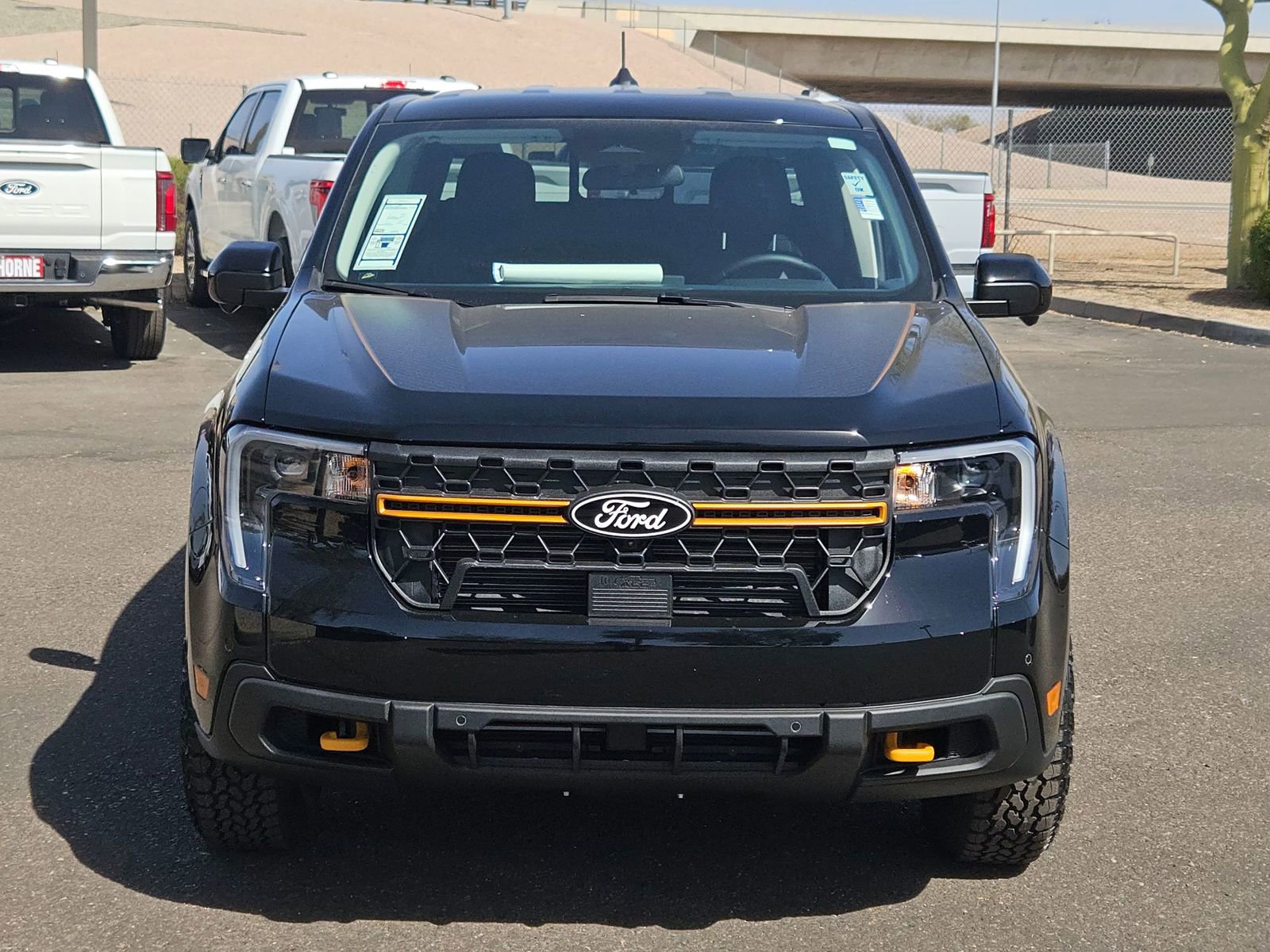 2025 Ford Maverick Tremor photo 2