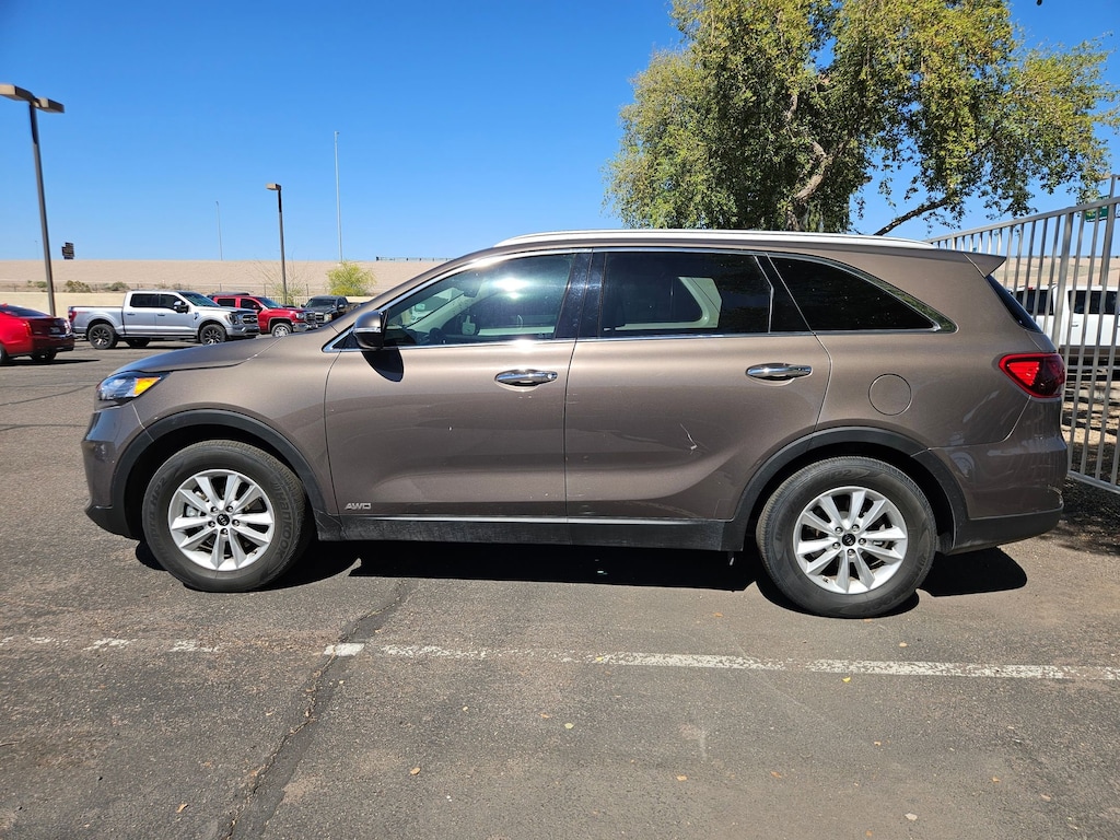 2019 Kia Sorento LX S photo 4