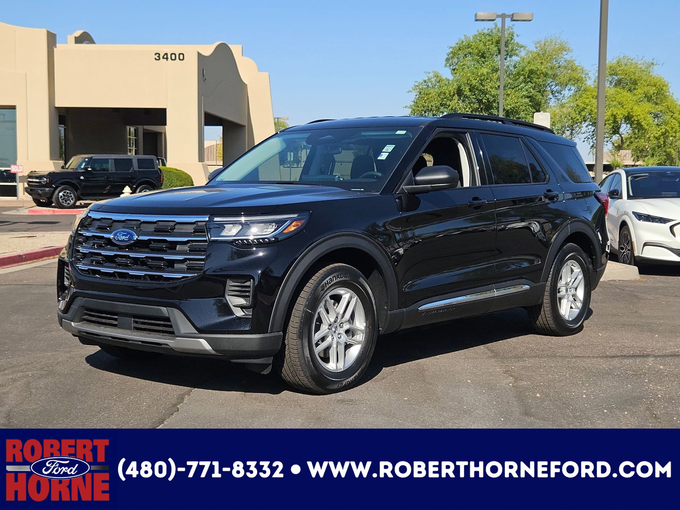 2025 Ford Explorer Active's photo