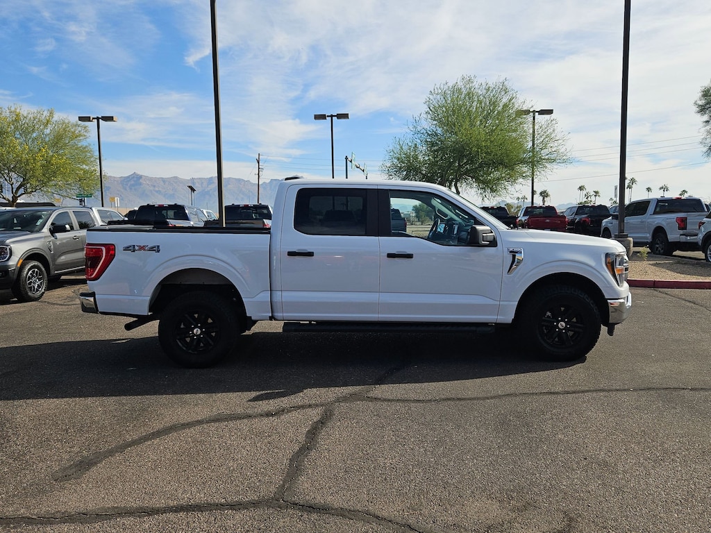 2023 Ford F-150 XLT photo 4