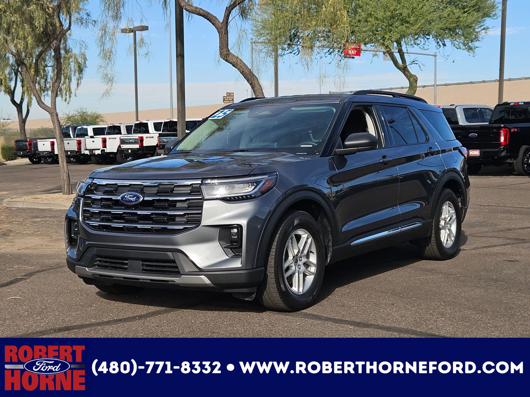 2025 Ford Explorer Active's photo