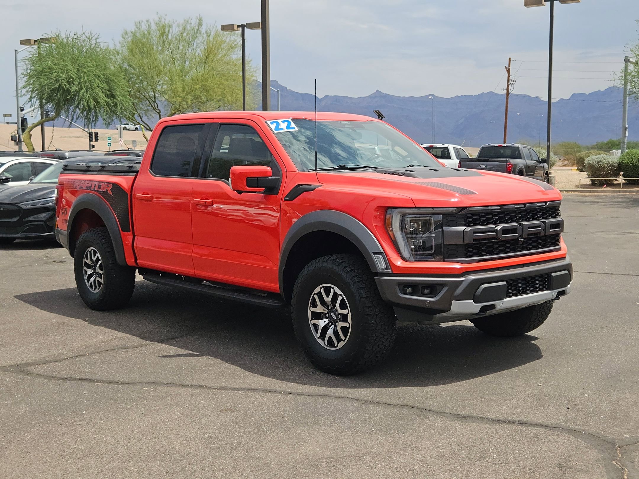 2022 Ford F-150 Raptor photo 3