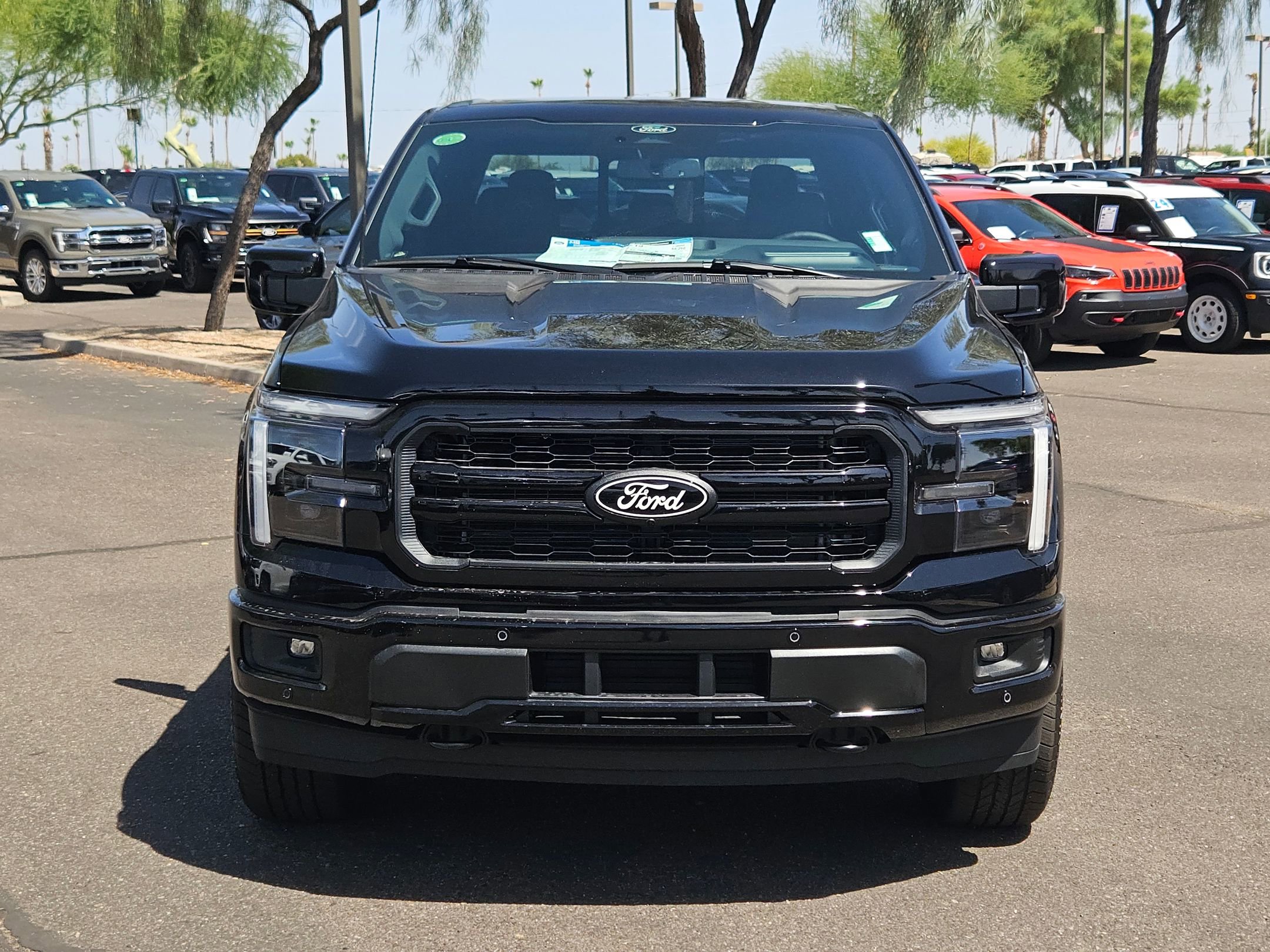 2025 Ford F-150 Lariat photo 2