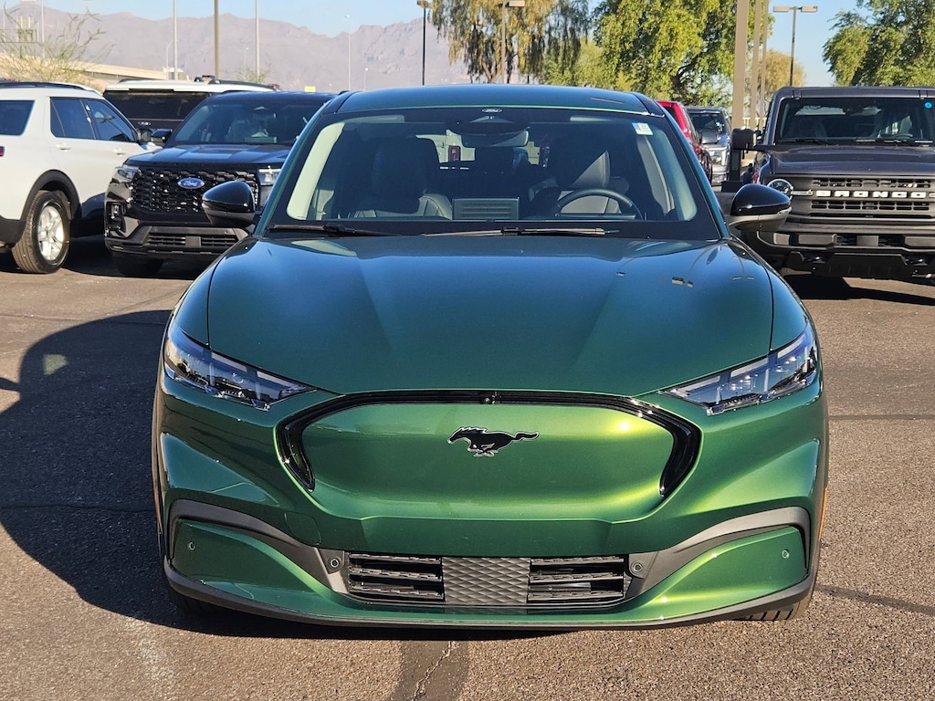 2025 Ford Mustang Mach-E Premium photo 2