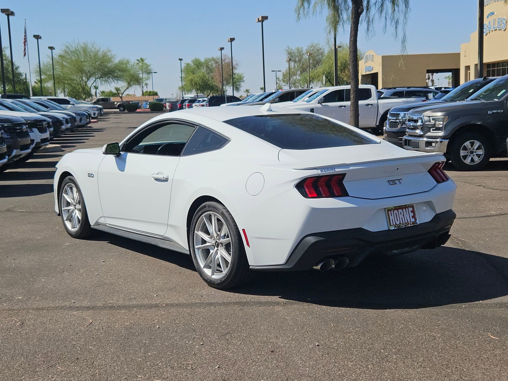 2025 Ford Mustang GT Premium photo 4