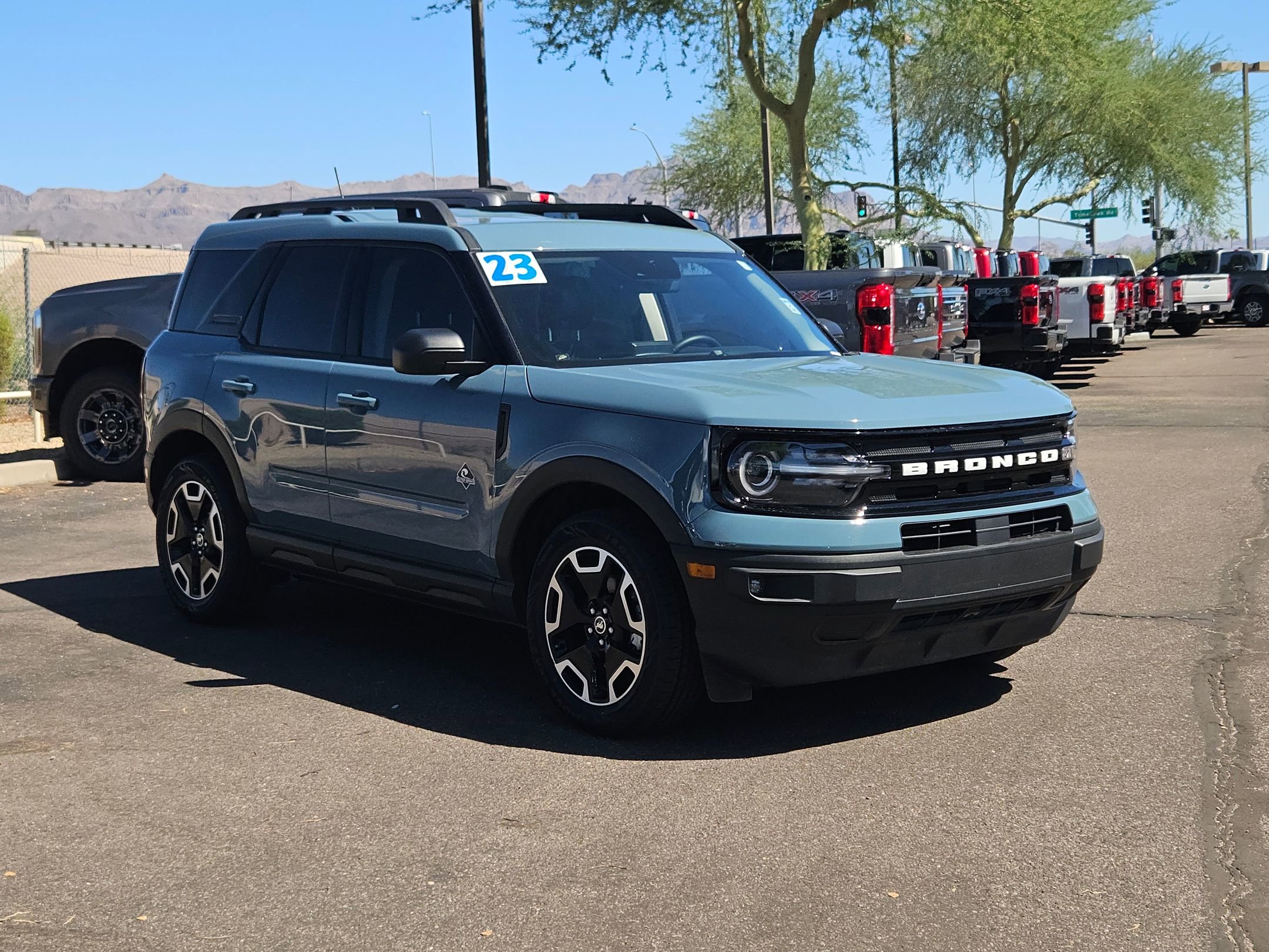 2023 Ford Bronco Sport Outer Banks photo 3