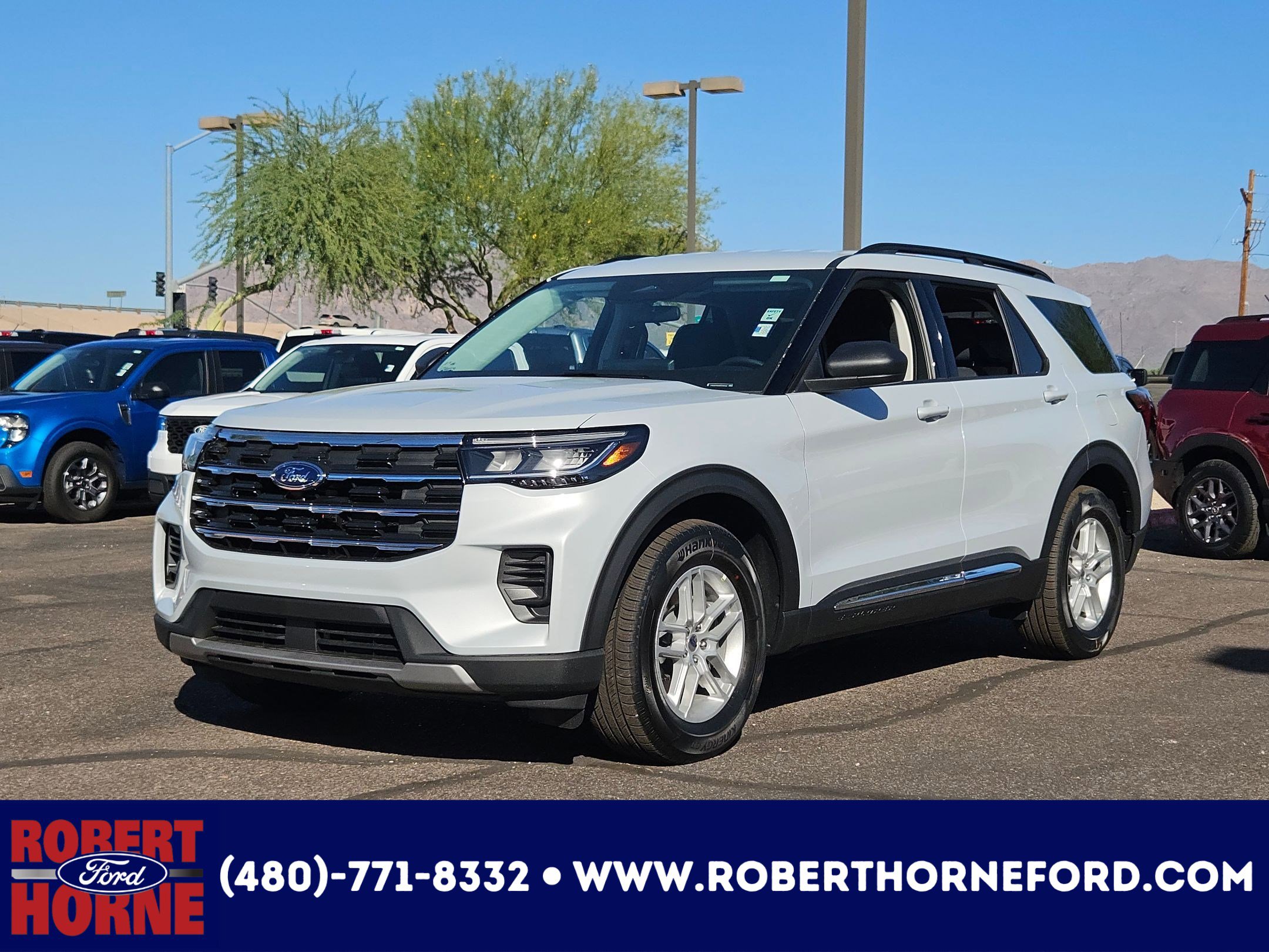 2025 Ford Explorer Active's photo