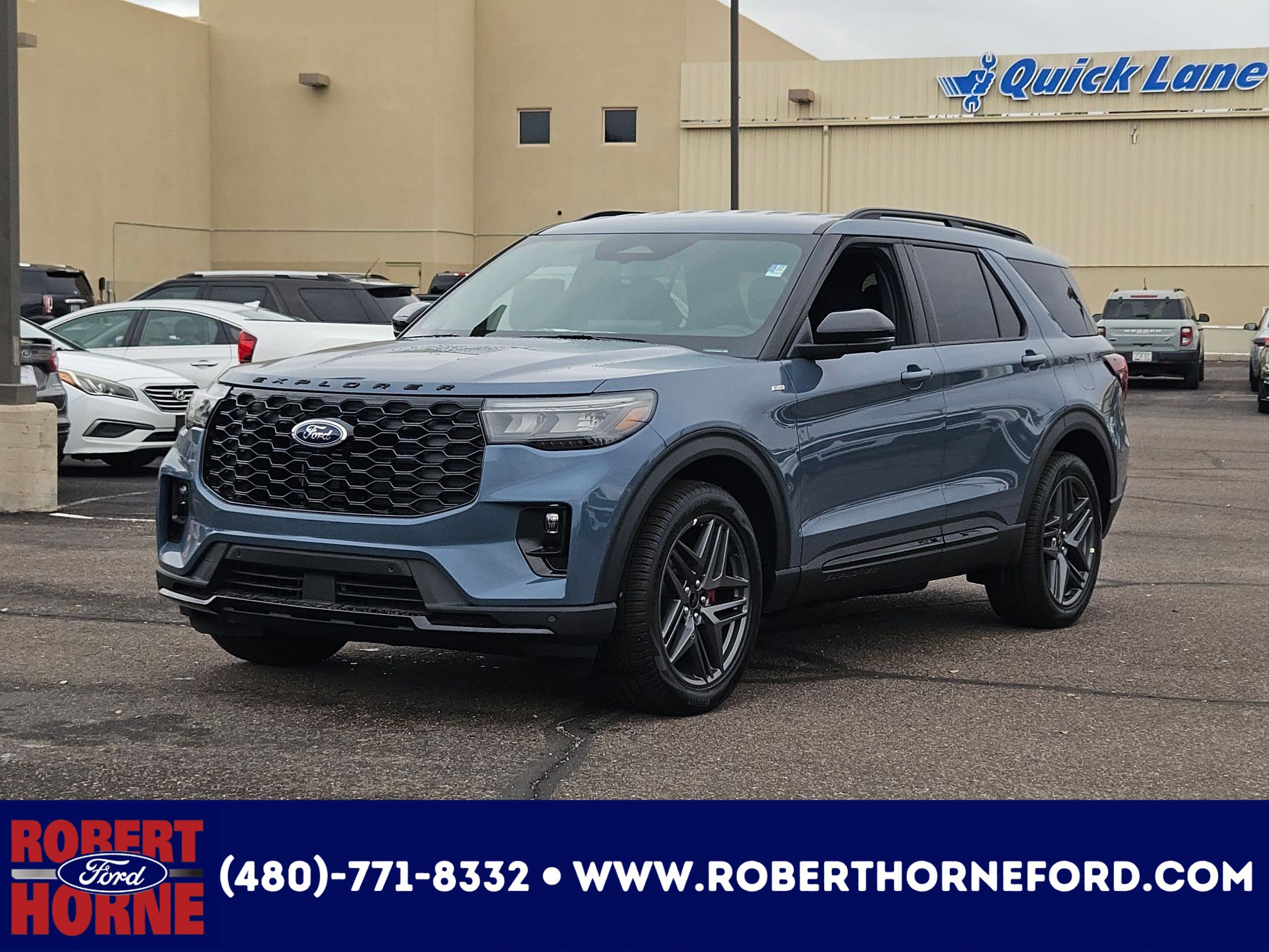 2026 Ford Explorer ST-LINE's photo