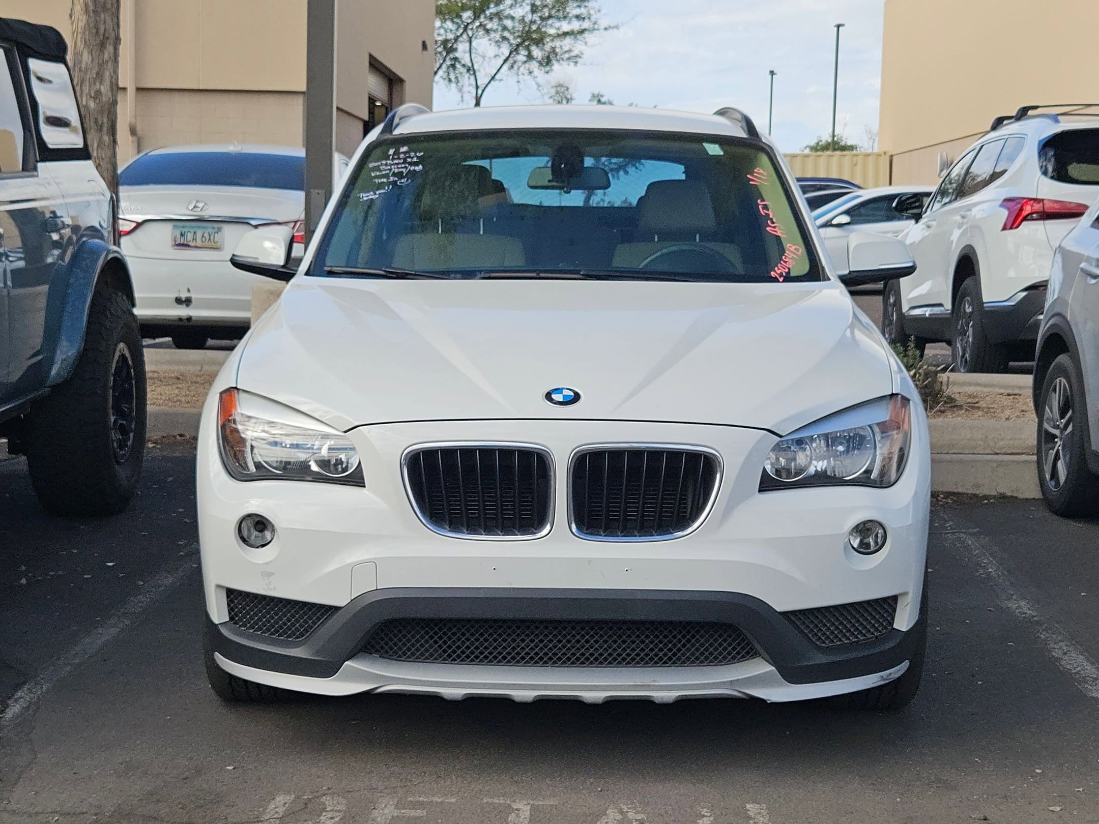 Used 2015 BMW X1 28i with VIN WBAVL1C54FVY33061 for sale in Apache Junction, AZ