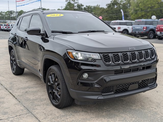 2024 Jeep Compass Latitude photo 4