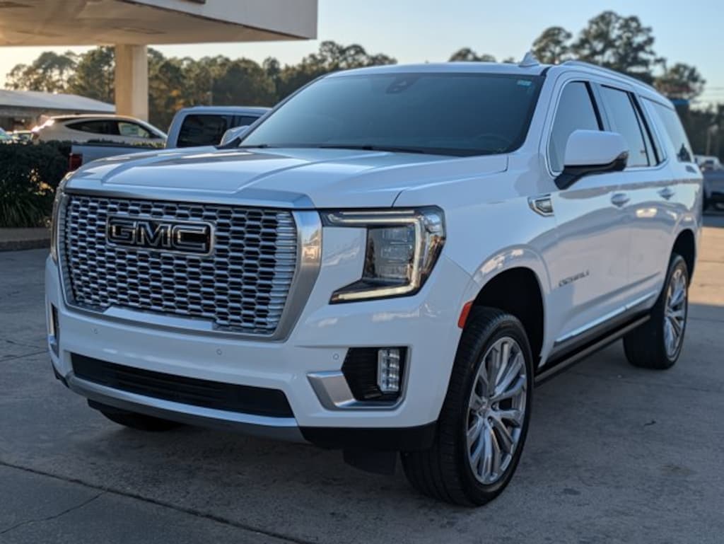 Used 2022 GMC Yukon Denali 4WD SUV
