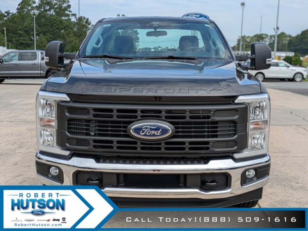 New 2025 Ford F-250 XL RWD Truck Regular Cab