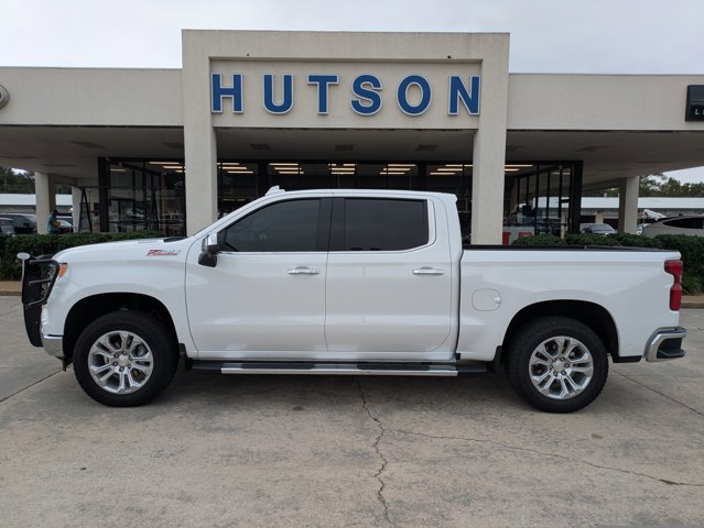 2025 Chevrolet Silverado 1500 LTZ's photo