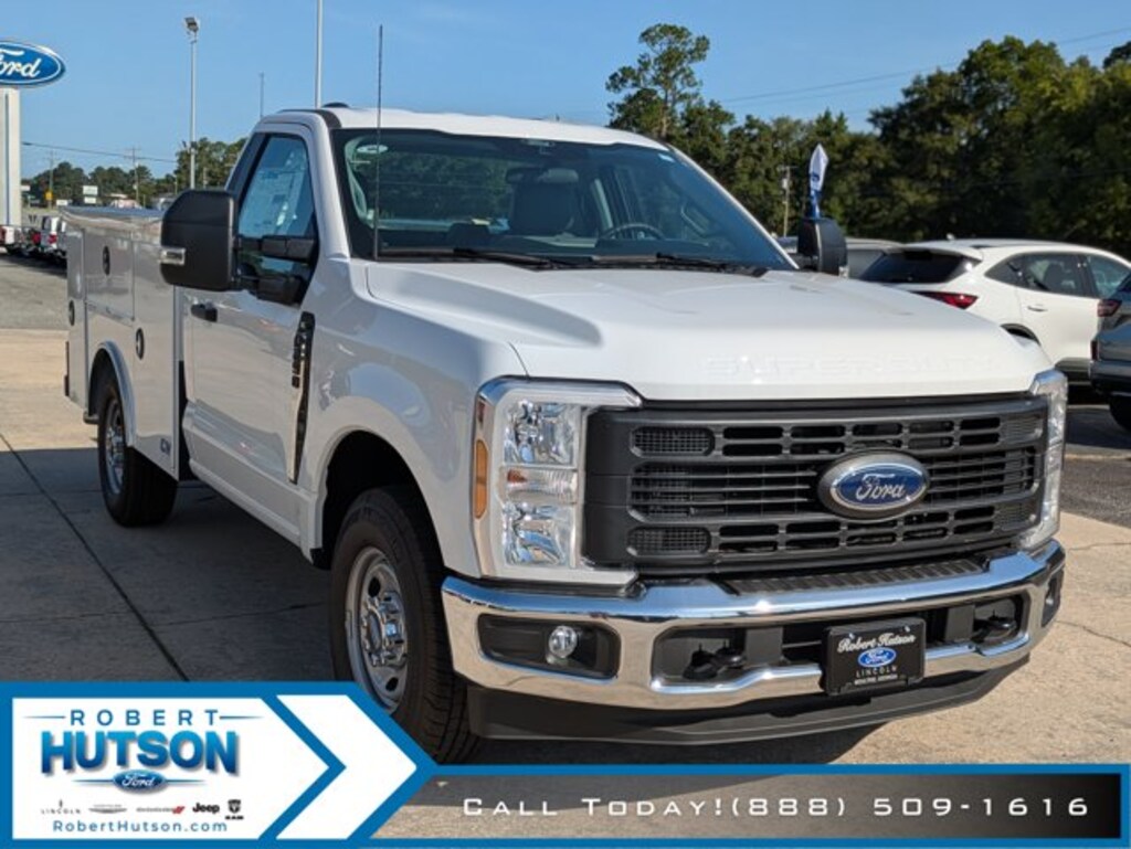 New 2025 Ford F-250 XL RWD Truck Regular Cab