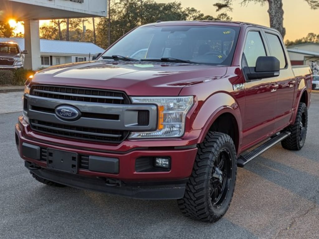 Used 2018 Ford F-150 XLT 4WD Truck SuperCrew Cab